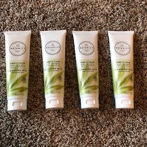 Botanics Simply Calm Cleansing Milk Lot